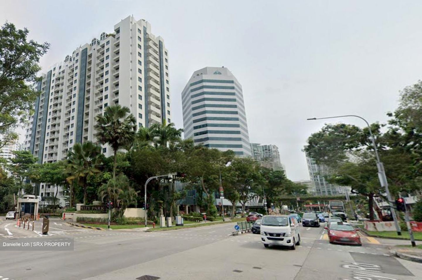 Spring Grove (D10), Retail #459655691